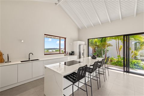 Villa Jan Sofat kitchen